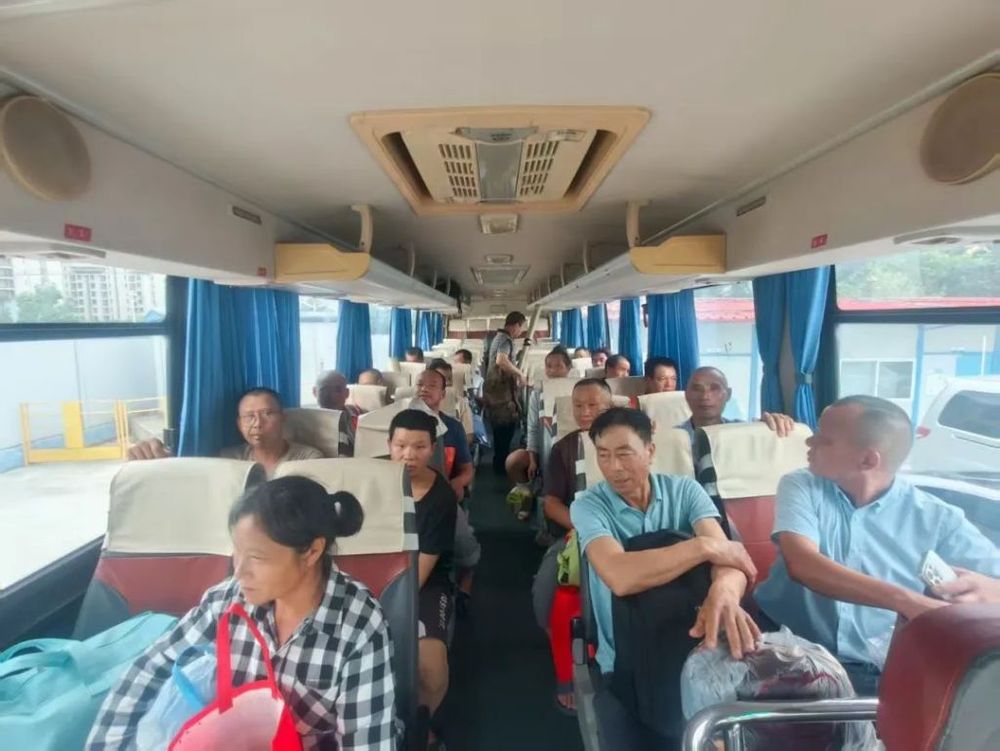 上海浦東計(jì)劃避險(xiǎn)轉(zhuǎn)移11萬(wàn)人