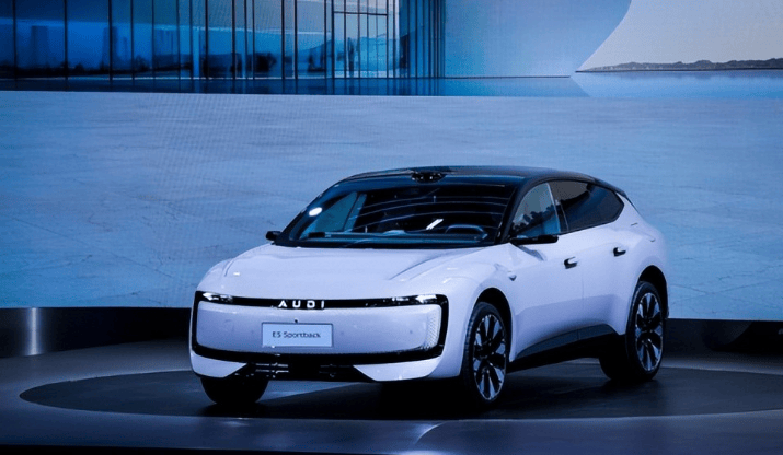 熱賣 60.5萬,8月連發兩車,上汽大眾合資 2.0 實現關鍵交付