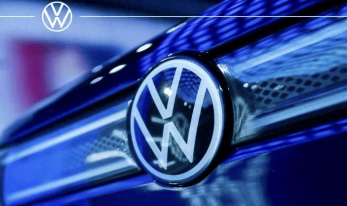 熱賣 60.5萬,8月連發兩車,上汽大眾合資 2.0 實現關鍵交付