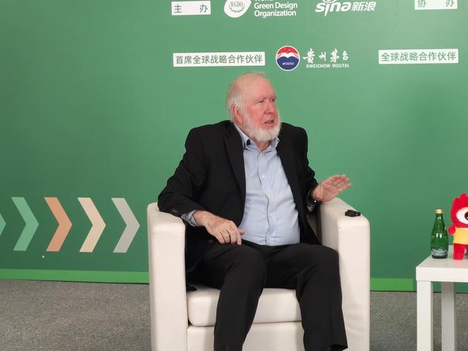 對話凱文·凱利:屏幕、電池、重量是AI眼鏡未形成消費普及的三大技術(shù)瓶頸