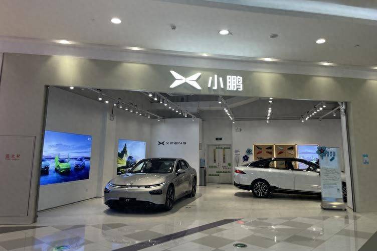 小鵬P7+增程版實(shí)車曝光,配1.5T增程總成,尺寸提升,值得等嗎?