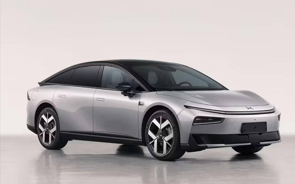 小鵬P7+增程版實(shí)車曝光,配1.5T增程總成,尺寸提升,值得等嗎?