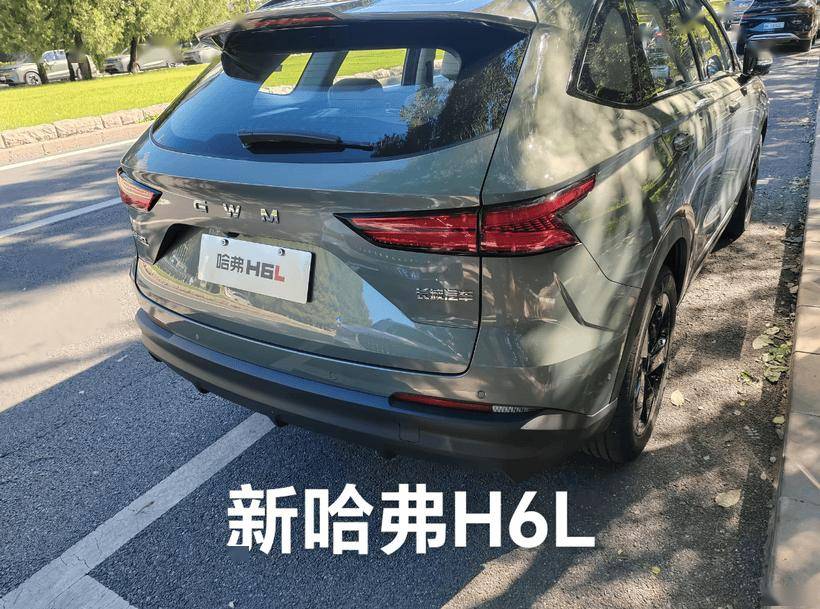5座中型燃油SUV,全新造型設計,搭2.0T發動機,坐等新車!