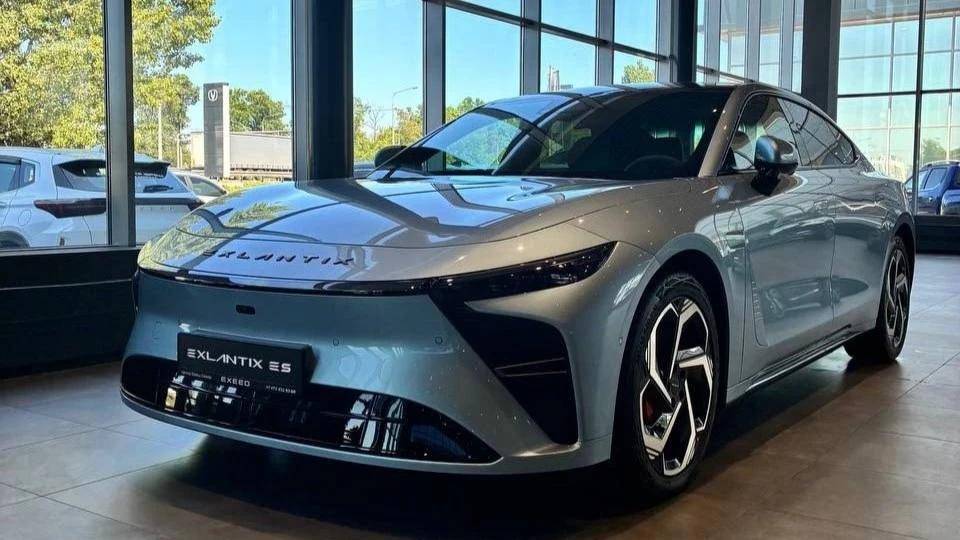 廣州車展最兇“瓦罐”!星途ES7 GT+ES Hero雙車首發,三電機540匹